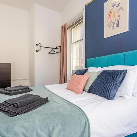 Newcastle'S Most Central Apartment - Sleeps 10 Exterior photo