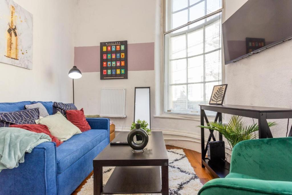 Newcastle'S Most Central Apartment - Sleeps 10 Exterior photo