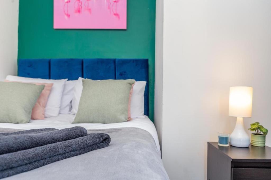 Newcastle'S Most Central Apartment - Sleeps 10 Exterior photo