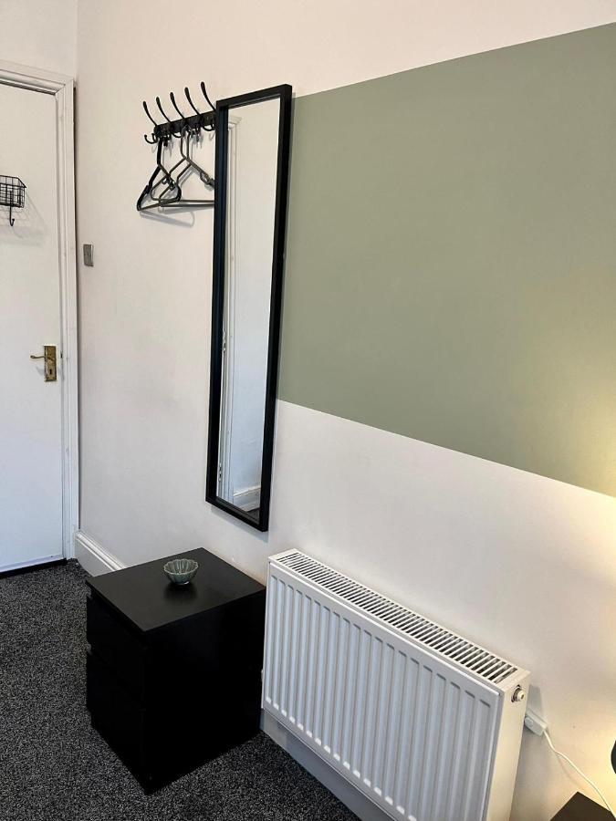Newcastle'S Most Central Apartment - Sleeps 10 Exterior photo
